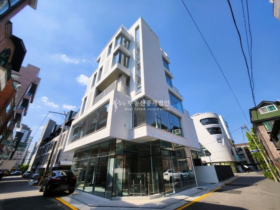 서울 강남구 신사동 365,24시 무료컨설팅ok l 소유주 직접 컨택 l 사옥용 매매 매물번호 13012 사진 1