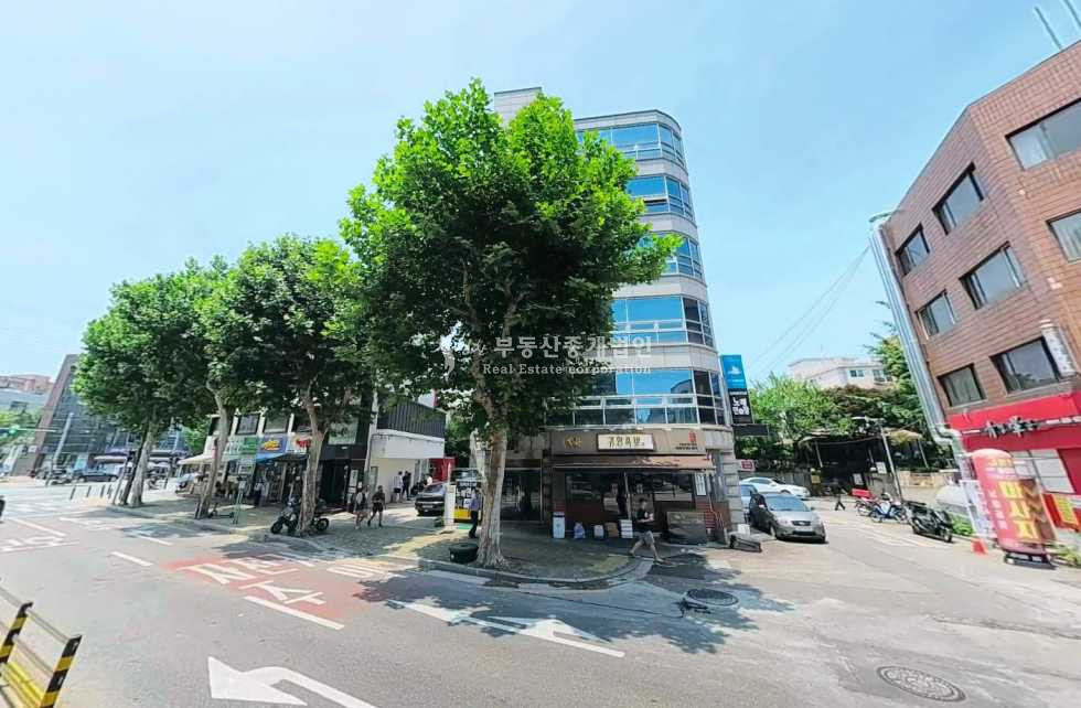 서울 마포구 서교동 서교동 오피스 밀집 대로변 코너 가시성 좋은 수익형 건물 매매 매물번호 13352 사진 2