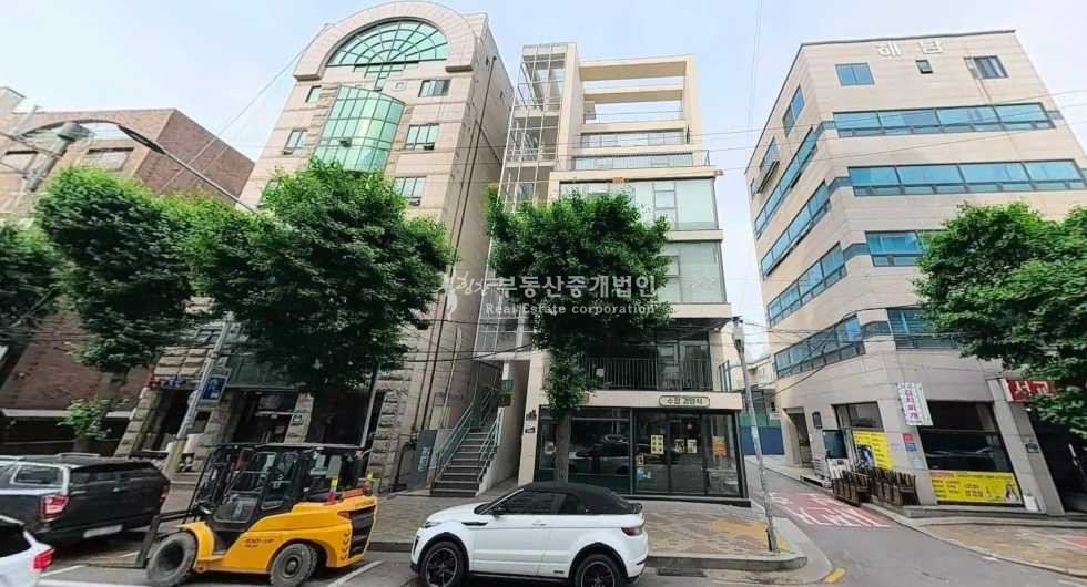 서울 마포구 서교동 서교동 오피스 밀집 라인, 2,6호선 이용가능, 코너건물,관리잘된건물 매매 매물번호 13342 사진 1