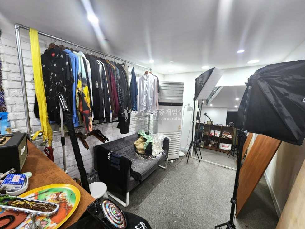 서울 마포구 서교동 365,24시 무료컨설팅 ok l 패션거리 1층 가성비 월세 매물번호 13368 사진 2