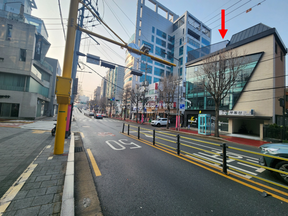 서울 마포구 상수동 상수역 도보 2분 , 대로변 코너 내외관 컨디션 좋은 올근생 건물 매매 매물번호 12344 사진 4