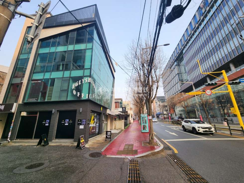 서울 마포구 상수동 상수역 도보 2분 , 대로변 코너 내외관 컨디션 좋은 올근생 건물 매매 매물번호 12344 사진 5