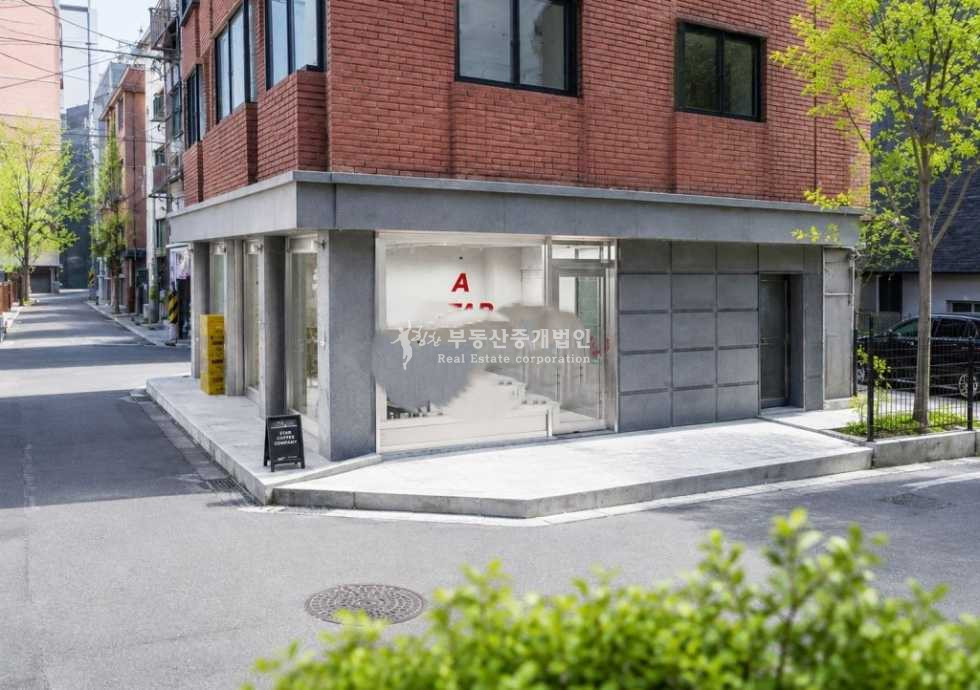 서울 마포구 신수동 실15.경의선숲길인근.코너.테라스사용가능 월세 매물번호 13378 사진 1