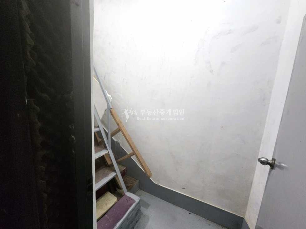 서울 마포구 동교동 365,24시 무료컨설팅ok l 가성비좋은 지하1층 월세 매물번호 13389 사진 4