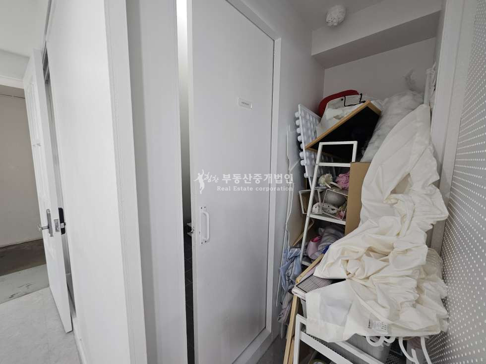 서울 마포구 서교동 실14.이벤트카페.화이트깔끔인테리어. 월세 매물번호 13261 사진 9