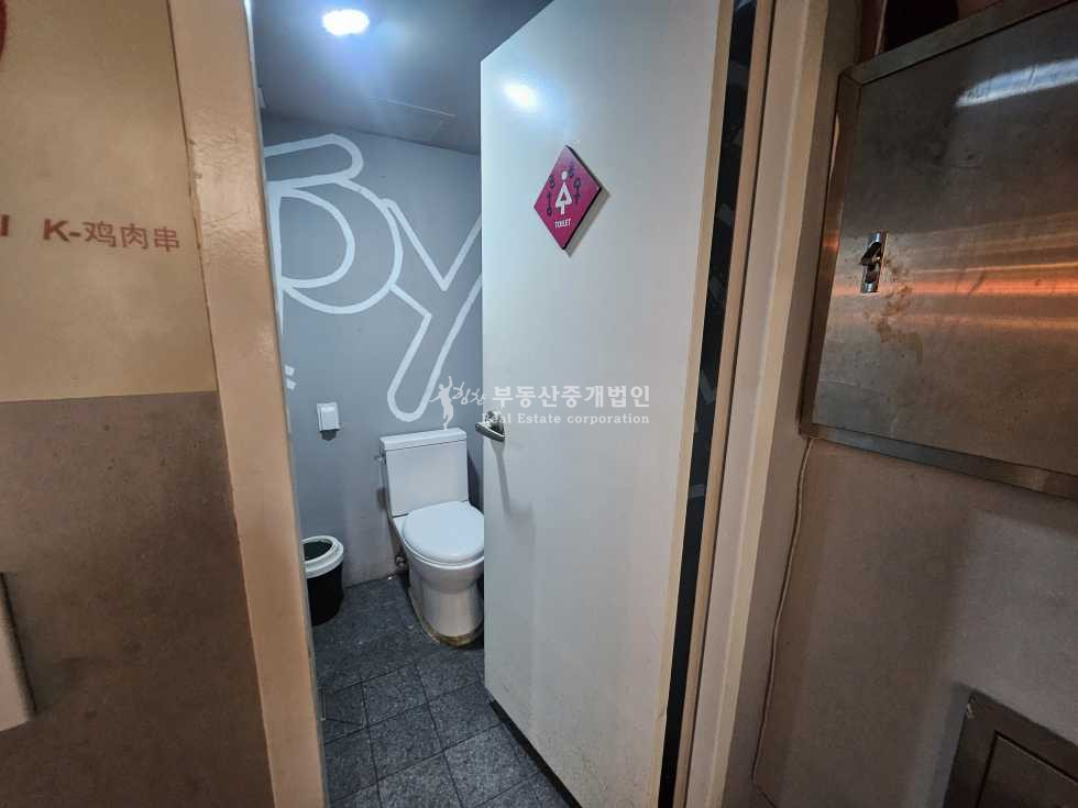 서울 마포구 연남동 실15.미로길초입.유동인구많은.반지층 월세 매물번호 13399 사진 8