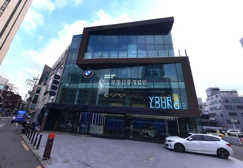 서울 마포구 서교동 365일ok l 지층 대로변 l 층고3.5이상 l 무권리 월세 매물번호 13448 사진 2