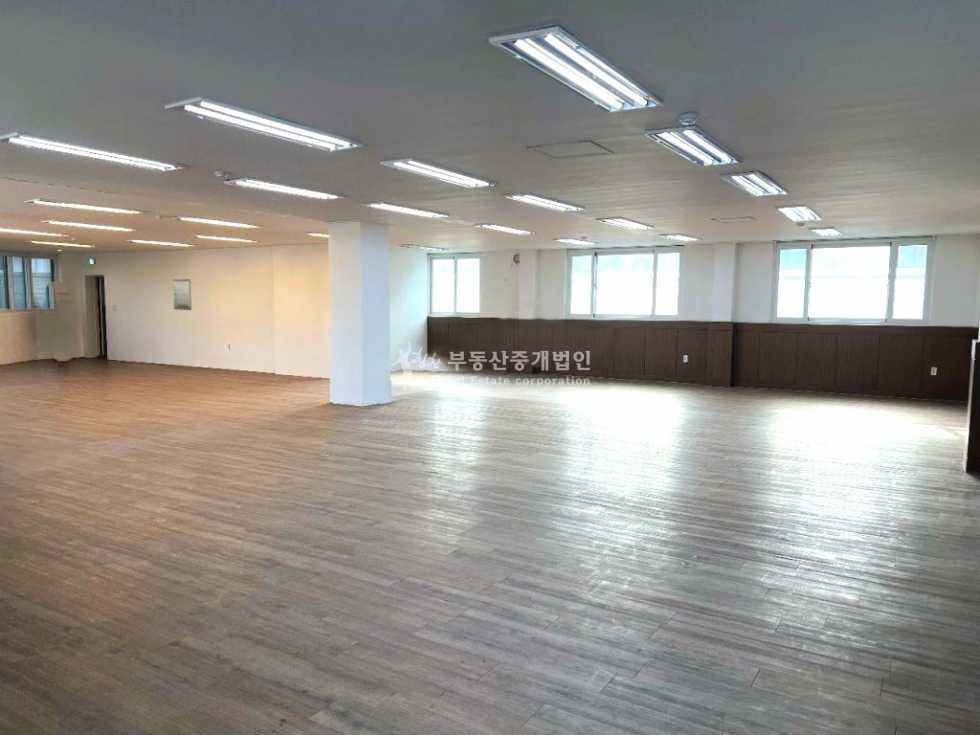 서울 마포구 서교동 A동 2개층 사용 l 넓은 상가 사무실 l 4차선대로변 위치 월세 매물번호 13401 사진 8