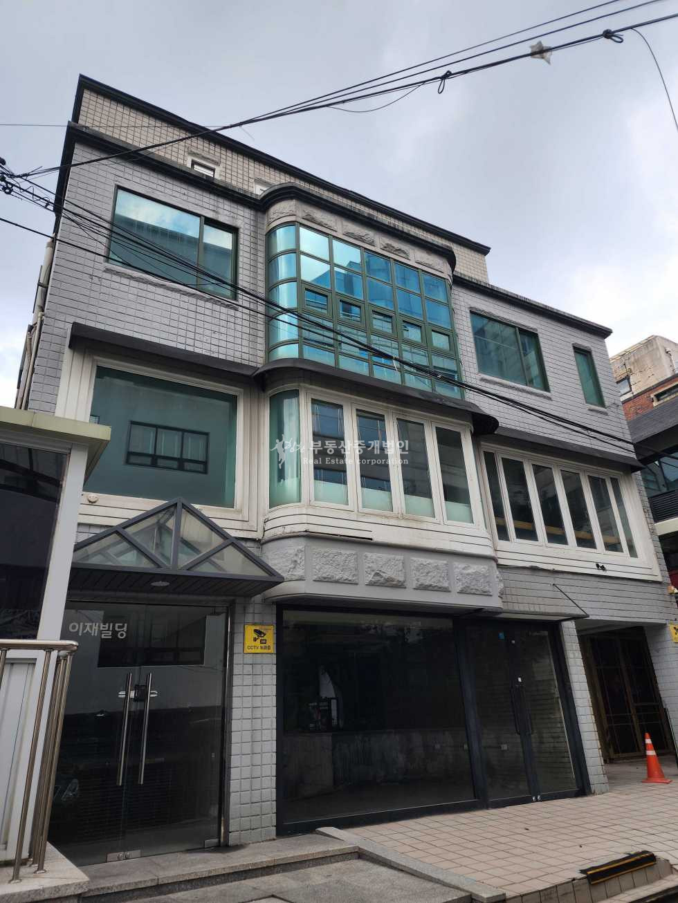 서울 마포구 서교동 홍대 놀이터 인근 1 층 무권리 상가 전면 좋음 월세 매물번호 12976 사진 2