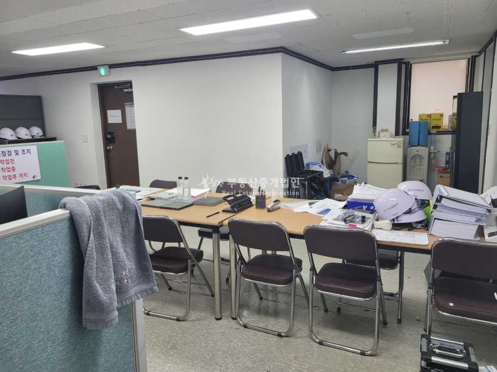 서울 마포구 서교동 홍대입구역 도보 6분거리 가성비 좋은 사무실 월세 매물번호 13503 사진 3