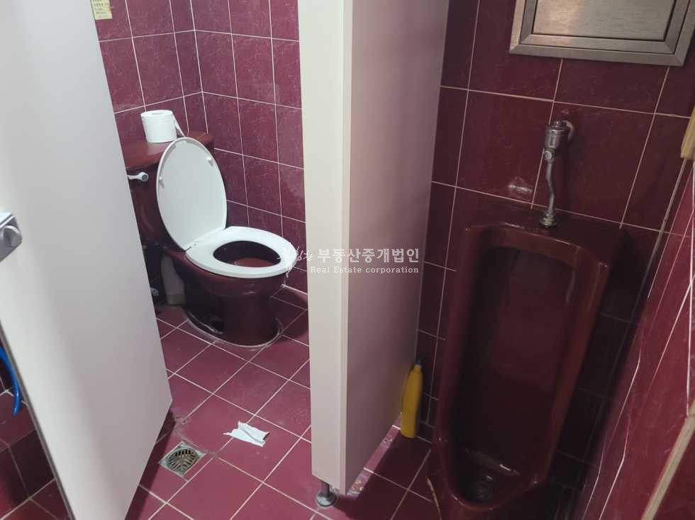 서울 마포구 서교동 홍대입구역 도보 6분거리 가성비 좋은 사무실 월세 매물번호 13503 사진 10