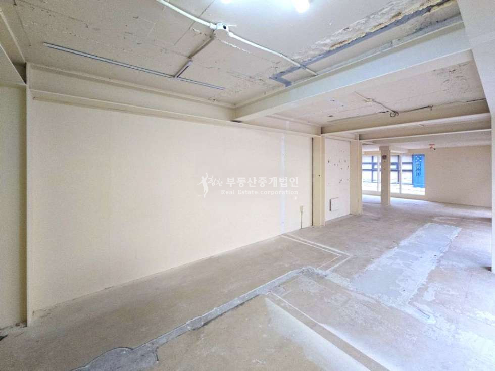 서울 마포구 연남동 365,24시 OK l 미로길 초입 l 리모델링 l 랜트프리 월세 매물번호 12571 사진 4