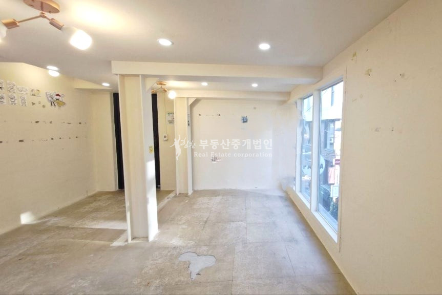서울 마포구 연남동 365,24시 OK l 미로길 초입 l 리모델링 l 랜트프리 월세 매물번호 12571 사진 5