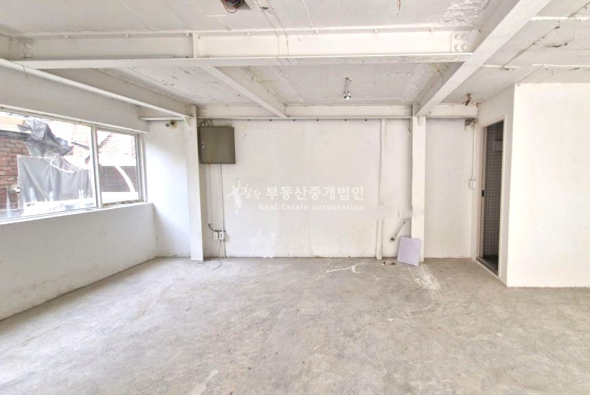 서울 마포구 연남동 연남동 꽃길 라인 1층 (1.5층) 소액 상가 추천드립니다~ 월세 매물번호 10047 사진 5