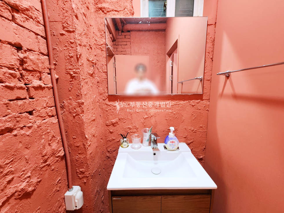 서울 마포구 성산동 가시성 좋은 코너에 위치한 인테리어 예쁜 1층 상가 추천드립니다 월세 매물번호 13063 사진 9
