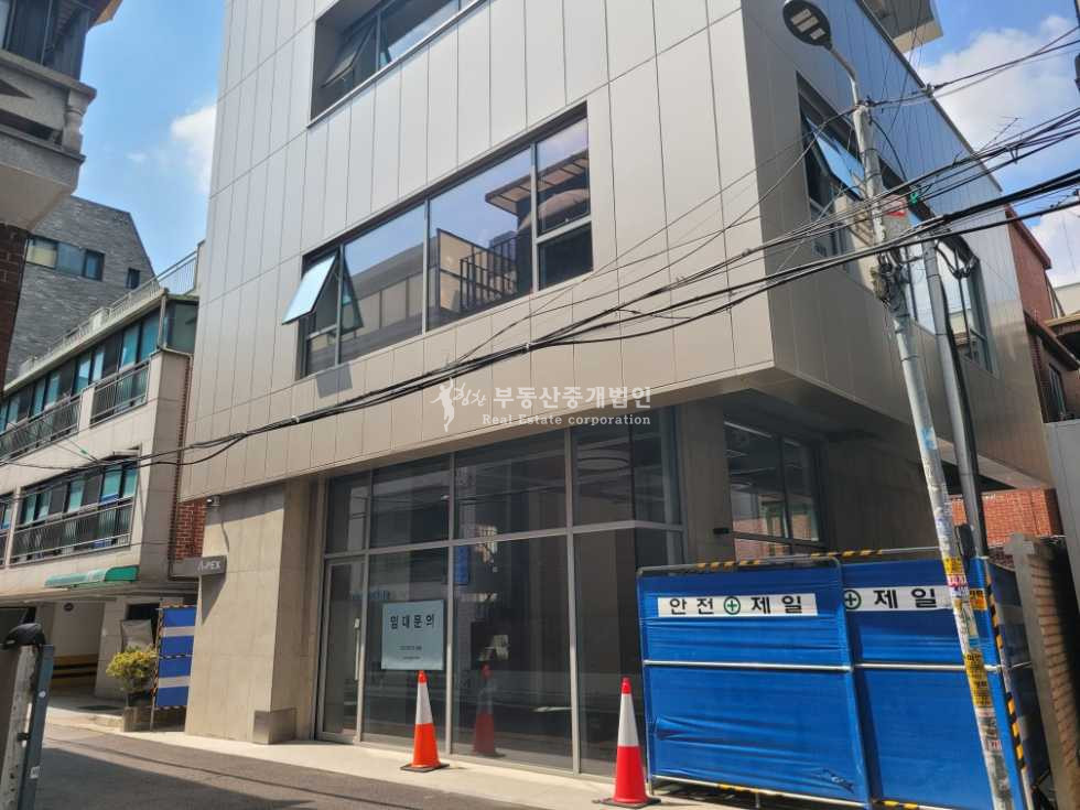 서울 마포구 연남동 연남동 카페 팝업 스토어 사무실 가능한 층고 높은 신축 상가 월세 매물번호 13516 사진 1