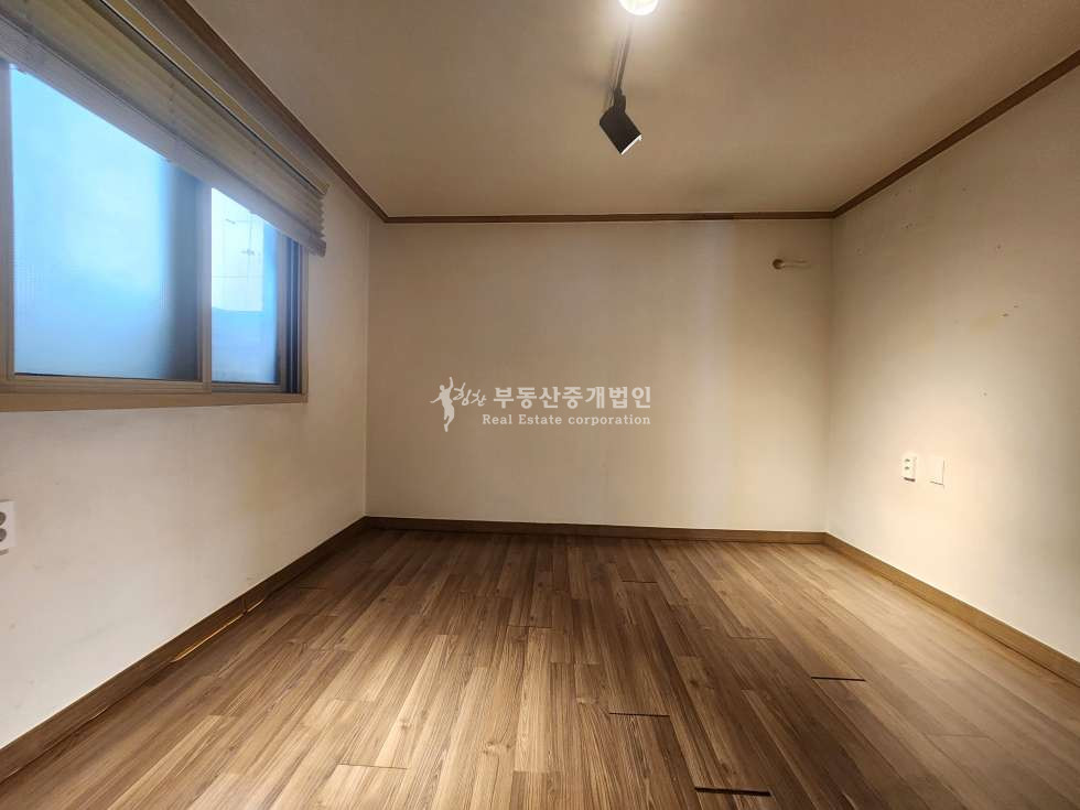 서울 마포구 연남동 감각적인 외관의 루프탑 건물 월세 매물번호 12915 사진 7