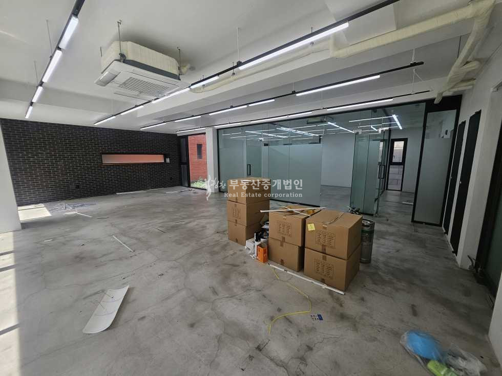 서울 마포구 서교동 실41.깔끔인테리어.테라스사용.합정역세권 월세 매물번호 11063 사진 1