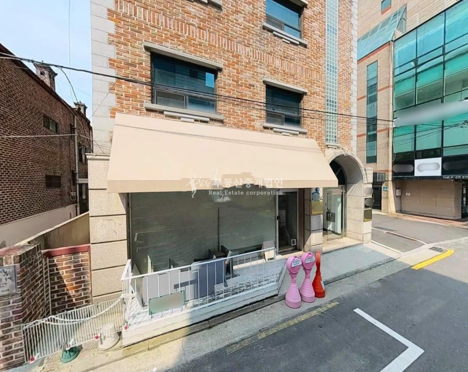 서울 마포구 서교동 가성비월세.인테리어깔끔.앞테라스.홍대오피스라인 월세 매물번호 13441 사진 1