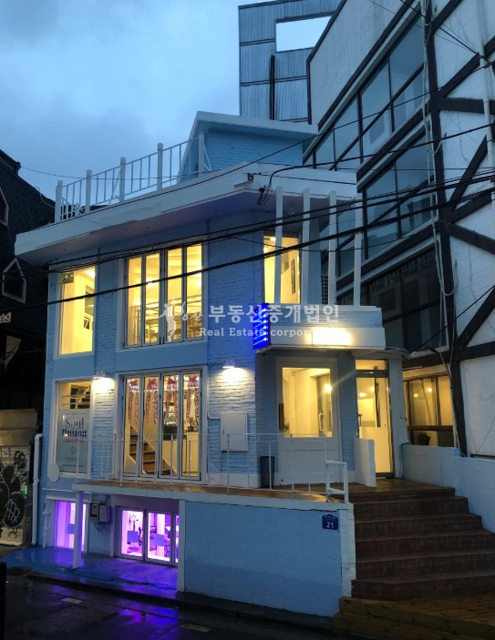 서울 마포구 서교동 통임대 l 전대 가능 l 초저렴한 권리상가 l 옥탑까지 월세 매물번호 13556 사진 1