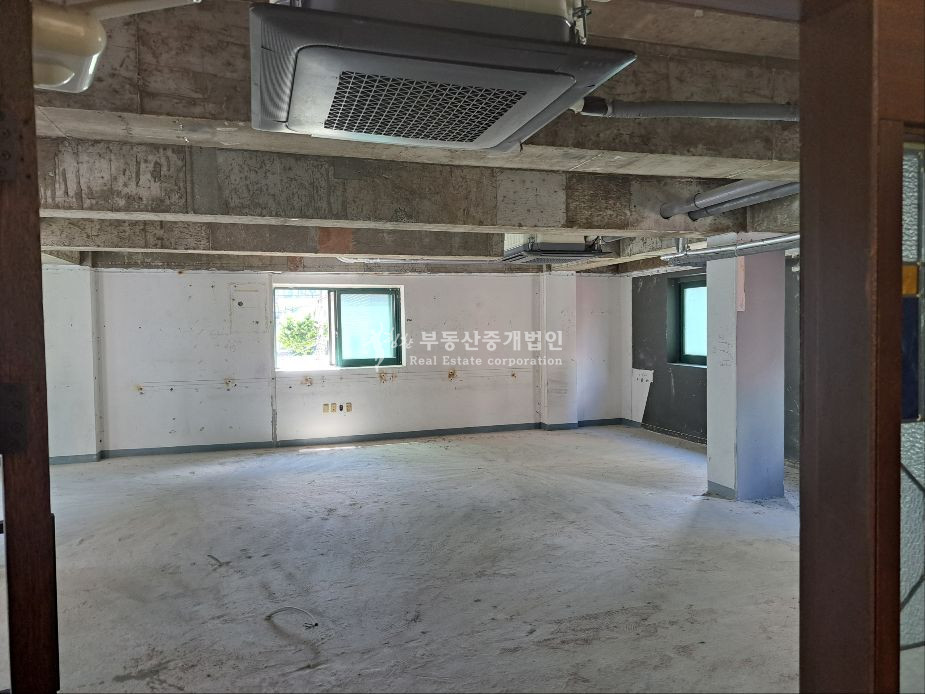 서울 마포구 동교동 홍대 연트럴파크 인근 무권리 상가 I 홍대역 도보 2분 거리 월세 매물번호 13618 사진 13