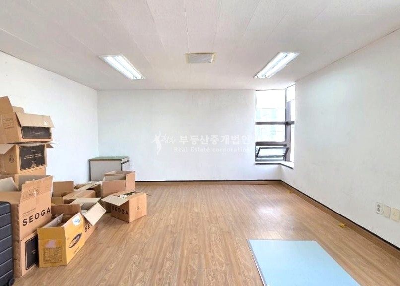 서울 마포구 서교동 365,24시 무료컨설팅ok l 홍대도로변 가성비사무실 월세 매물번호 12429 사진 1