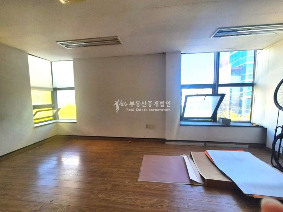 서울 마포구 서교동 365,24시 무료컨설팅ok l 홍대도로변 가성비사무실 월세 매물번호 12429 사진 3