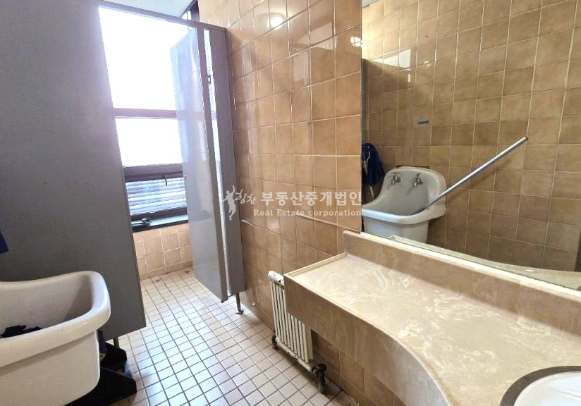 서울 마포구 서교동 365,24시 무료컨설팅ok l 홍대도로변 가성비사무실 월세 매물번호 12429 사진 4