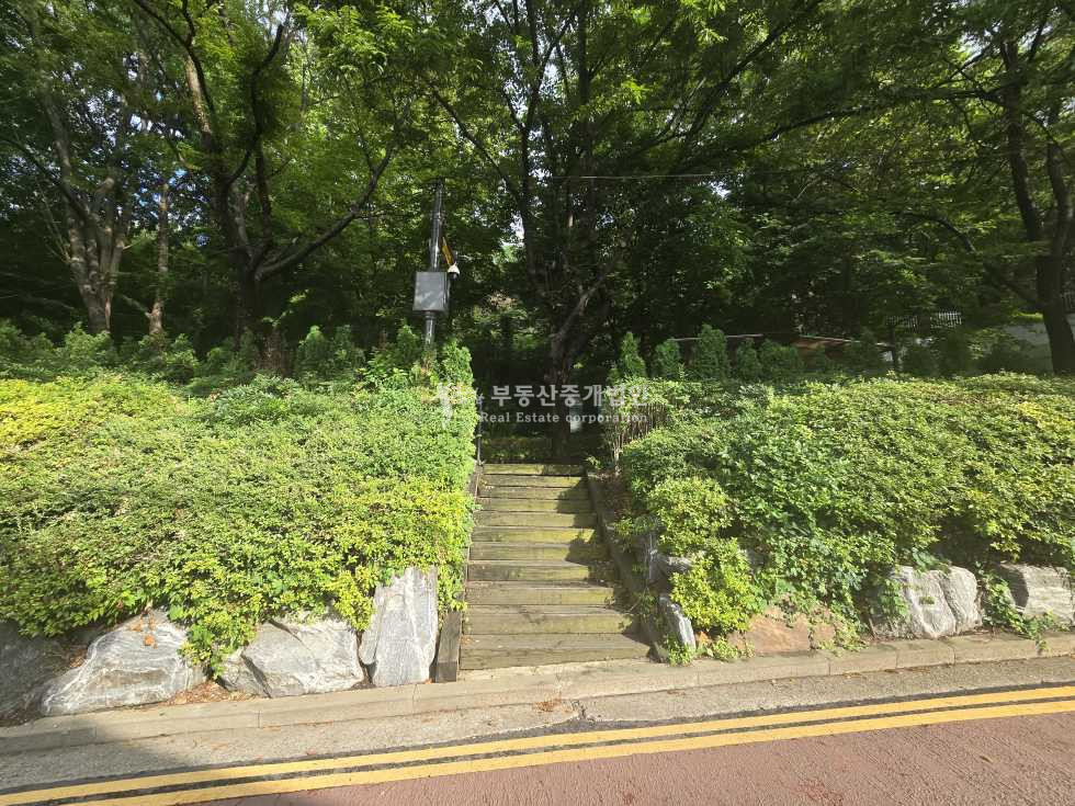 서울 마포구 창전동 홍대 전경이 훤히 보이는 통으로 게스트하우스 리모델링 가능한 최고의 가성비 건물 매매 매물번호 13403 사진 12
