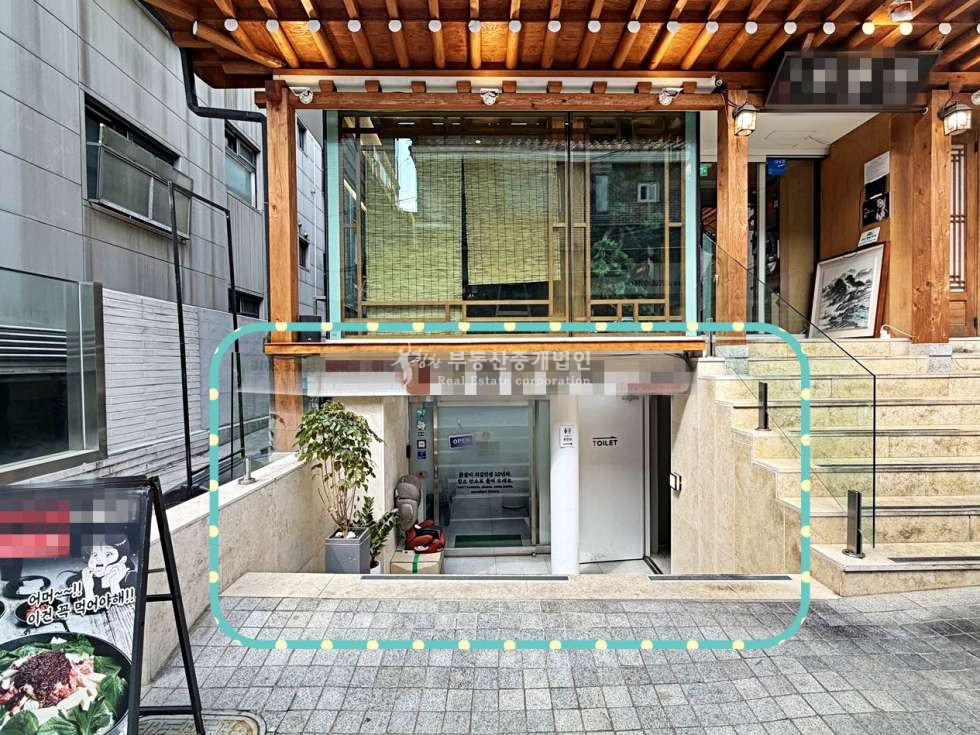 서울 마포구 동교동 미로길 Y로드 인근 넓은 평수 유동 활발 매출 잘 나오는 상가 반지층 월세 매물번호 13081 사진 10