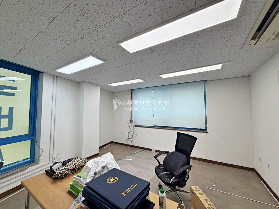 서울 마포구 서교동 솔내길메인라인 엘베주차有 50평 가성비 좋은상가 3층 월세 매물번호 13630 사진 7