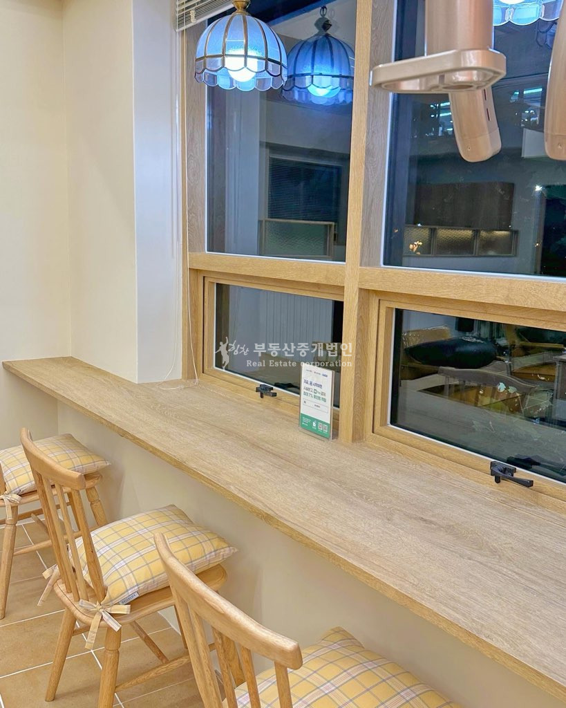 서울 마포구 연남동 연남동 미로길 인근 3 층 미용실 추천드립니다. 월세 매물번호 12481 사진 2