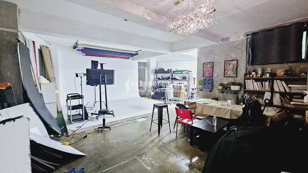 서울 마포구 서교동 합정역세권 스튜디오 연습실 작업실 카페 추천 월세 매물번호 13694 사진 1