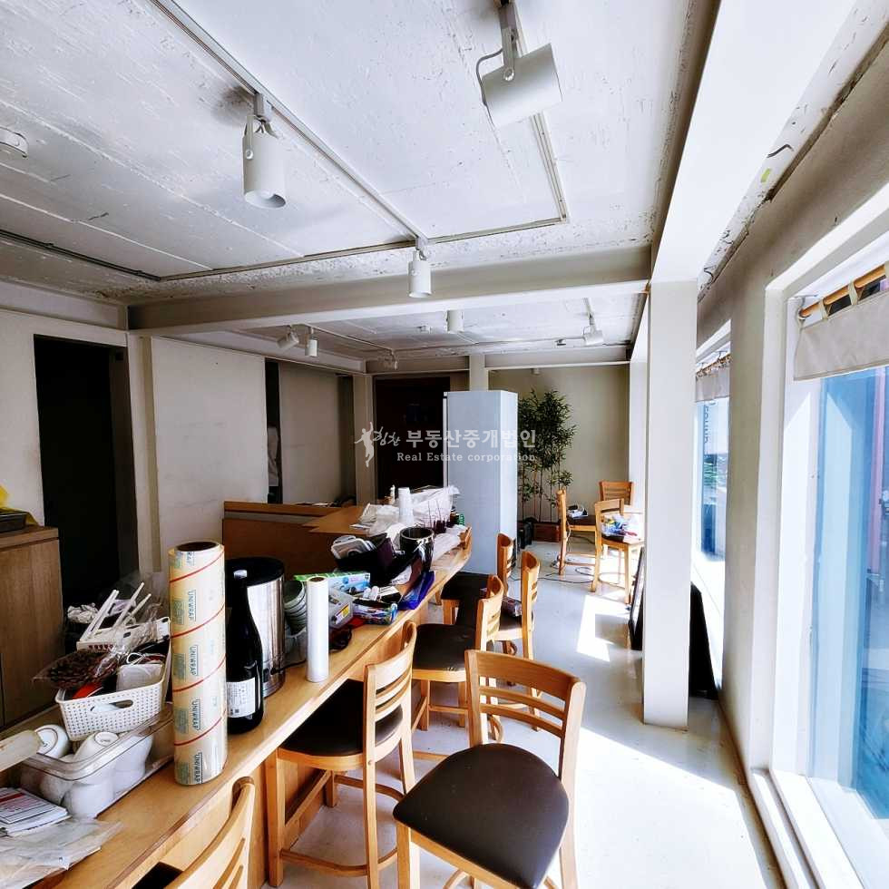 서울 마포구 연남동 연남동 세모길 메인 1층 깔끔한 화이트톤 상가 월세 매물번호 13695 사진 8