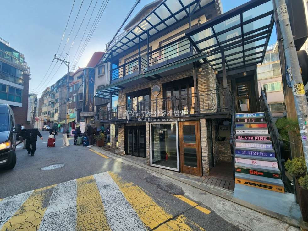 서울 마포구 동교동 홍대입구역 초역세권 리모델링 완려된 올근생 수익형 꼬마빌딩 매매 매물번호 12435 사진 2