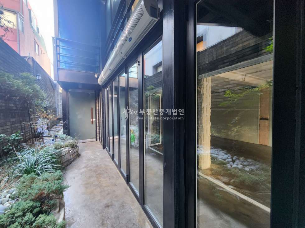 서울 마포구 동교동 홍대입구역 초역세권 리모델링 완려된 올근생 수익형 꼬마빌딩 매매 매물번호 12435 사진 6
