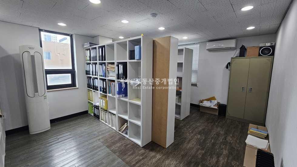 서울 마포구 서교동 50평 룸 인테리어 완비 예쁜 홍대역 사무실 월세 매물번호 13710 사진 3