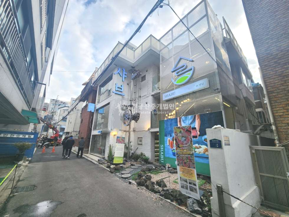 서울 마포구 연남동 홍대입구역 도보 3분 미로길 초입, 올근생 리모델링 건물 매매 매물번호 12031 사진 4