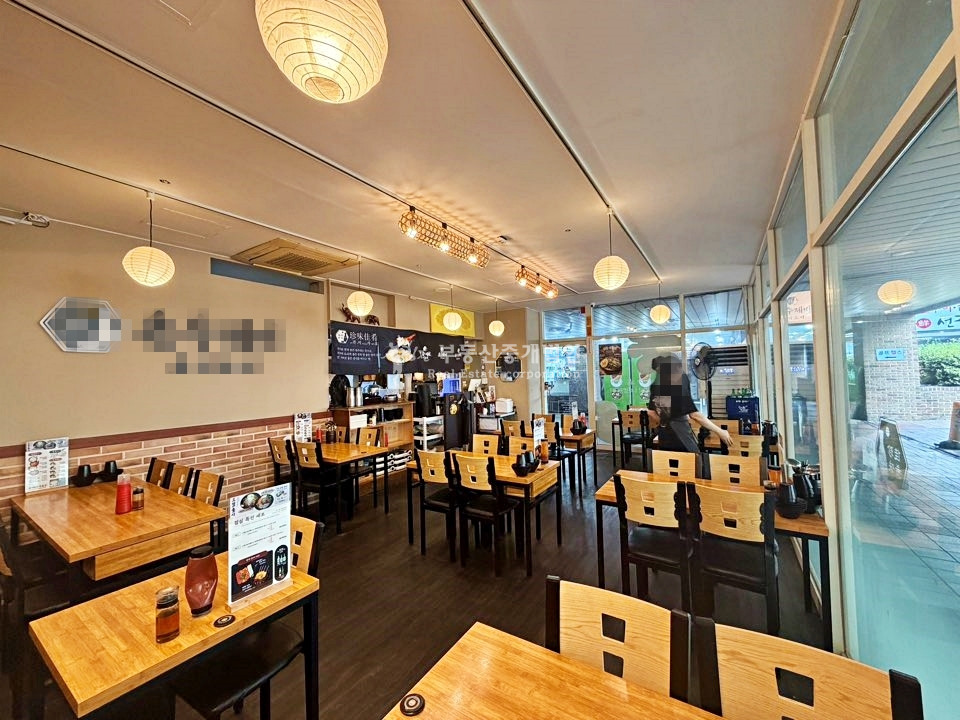 서울 마포구 서교동 I힘찬I 오피스주거혼합상권 단지내상가 고정적 수요확보 상가 1층 월세 매물번호 12814 사진 2