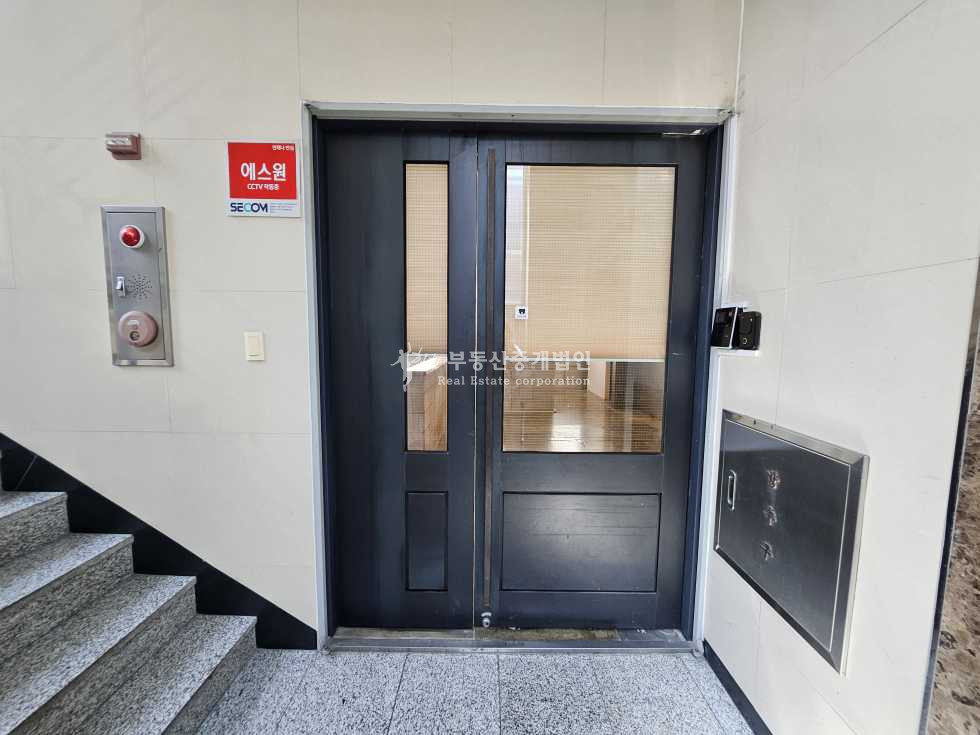 서울 마포구 서교동 실40.럭셔리인테리어완비.냉난방완비 월세 매물번호 13588 사진 1