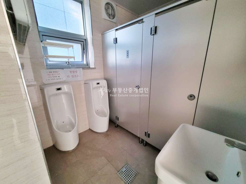 서울 마포구 서교동 망원역 바로앞 네모반듯한 상가, 주차 가능 월세 매물번호 12210 사진 10