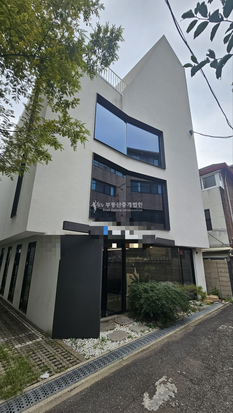 서울 마포구 합정동 합정동 테라스 천장 예쁜건물 사옥 월세 매물번호 13735 사진 1
