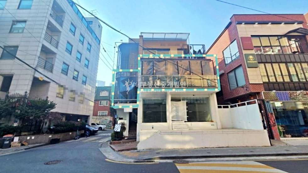 서울 마포구 서교동 I힘찬I 합정역5분 젠틀몬스터라인 네모반듯한 구조 노출 최상 코너 상가 2층 월세 매물번호 13052 사진 12