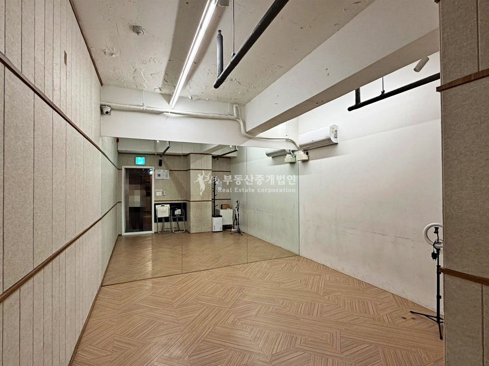 서울 마포구 서교동 I힘찬I 홍대 합정 더블역세권 접근성 내외부컨디션 좋은 대로변 상가 지층 월세 매물번호 13366 사진 5