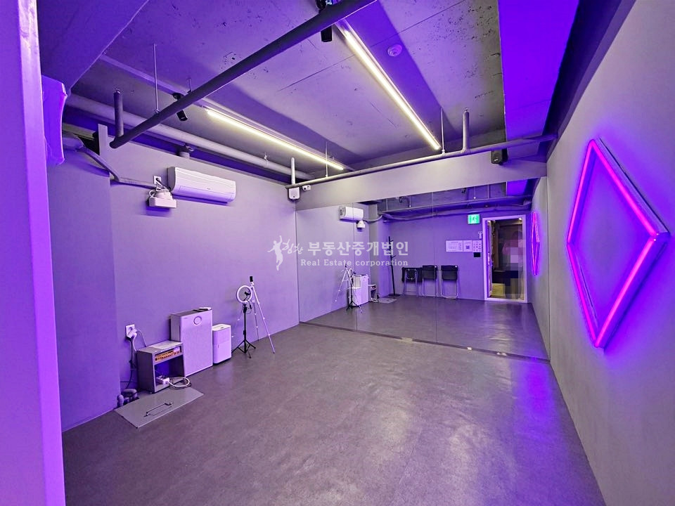 서울 마포구 서교동 I힘찬I 홍대 합정 더블역세권 접근성 내외부컨디션 좋은 대로변 상가 지층 월세 매물번호 13366 사진 6