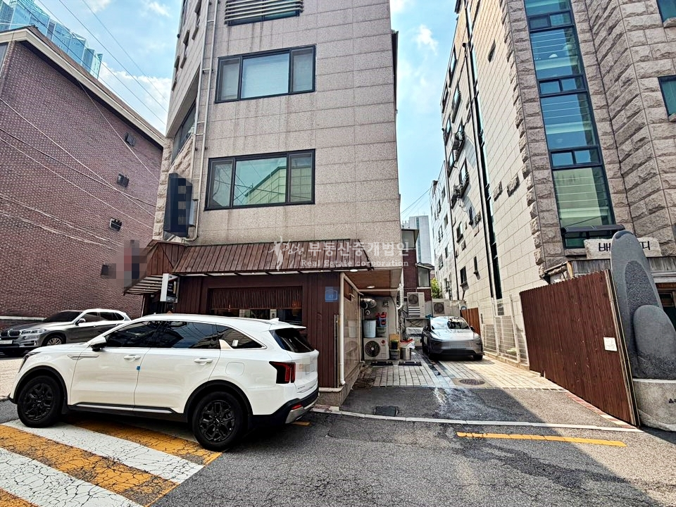 서울 마포구 서교동 I힘찬I 합정역4분 메세나 인근 오피스라인 매출보장 노출좋은 코너 상가 1층 월세 매물번호 13680 사진 11