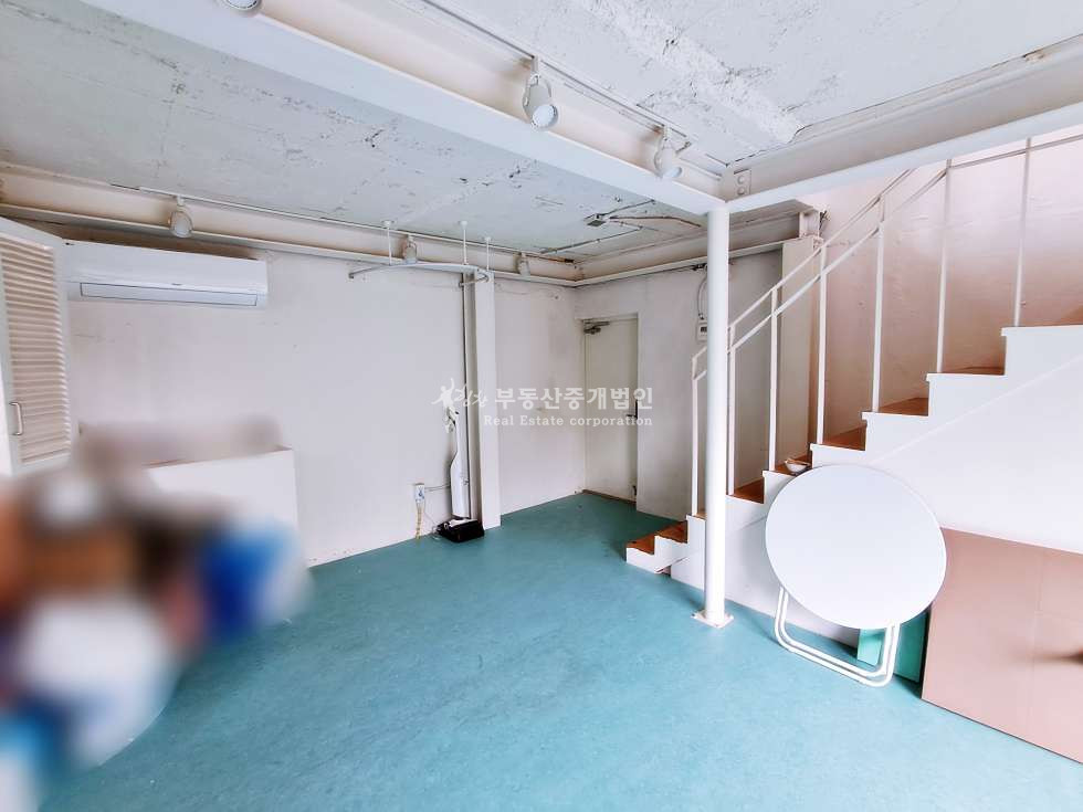 서울 마포구 연남동 연남동 고즈넉한 복층 상가 추천드립니다~ 월세 매물번호 12062 사진 3