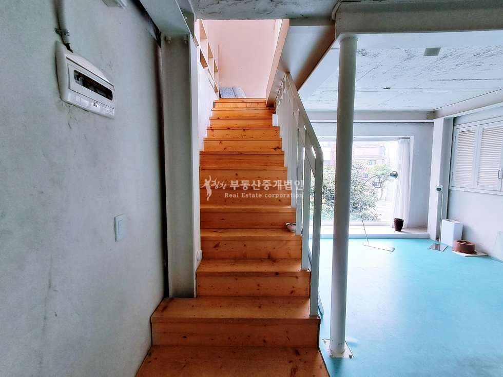서울 마포구 연남동 연남동 고즈넉한 복층 상가 추천드립니다~ 월세 매물번호 12062 사진 13