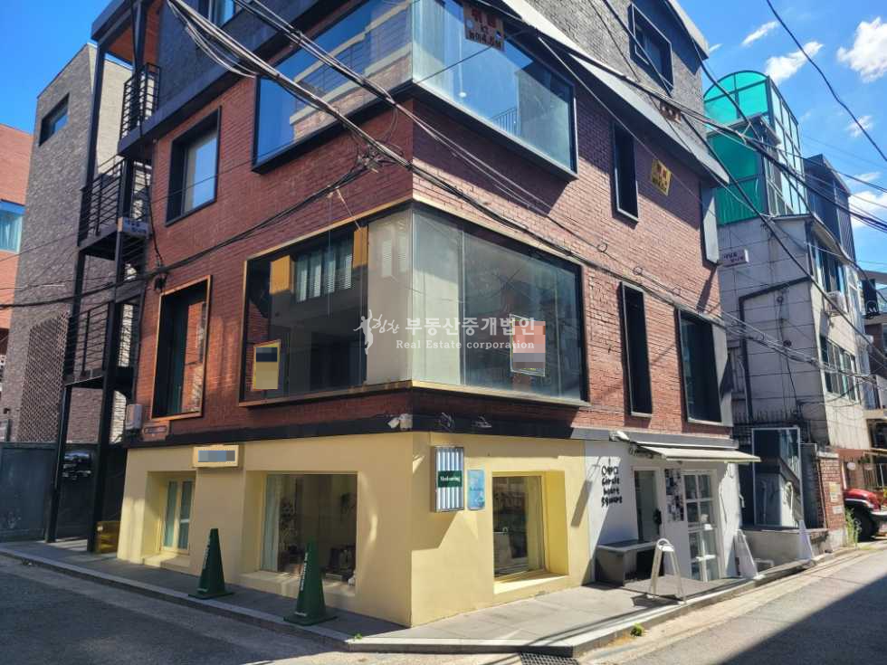 서울 마포구 연남동 연남동 미로길 내 반지층 상가 다양한 업종 가능 월세 매물번호 13602 사진 1