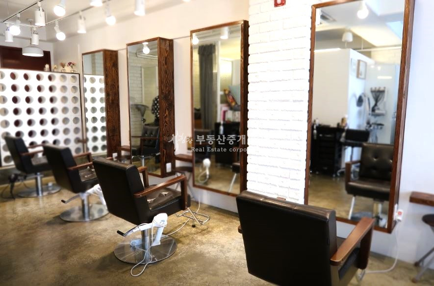서울 마포구 합정동 365일ok l 하늘길 l 전면통창 l 통창뷰 l 대로변근처 월세 매물번호 11442 사진 3